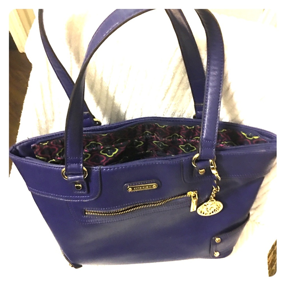 Color is between cobalt blue n purple